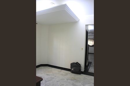 Casa à venda com 225m², 3 quartos e 4 vagasCopa