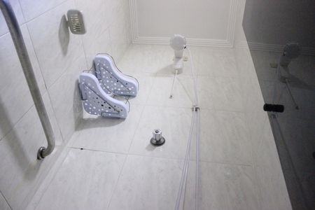 Casa à venda com 225m², 3 quartos e 4 vagasBanheiro da Suíte