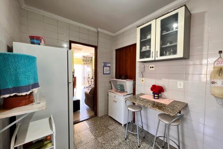 Apartamento à venda com 205m², 3 quartos e 2 vagas Apartamento à venda com 205m², 3 quartos e 2 vagasCozinha