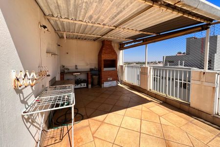 Apartamento à venda com 205m², 3 quartos e 2 vagas Apartamento à venda com 205m², 3 quartos e 2 vagasÁrea gourmet