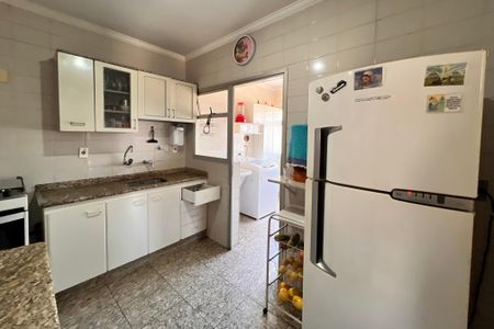 Apartamento à venda com 205m², 3 quartos e 2 vagas Apartamento à venda com 205m², 3 quartos e 2 vagasCozinha