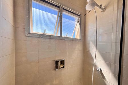 Apartamento à venda com 205m², 3 quartos e 2 vagas Apartamento à venda com 205m², 3 quartos e 2 vagasBanheiro Social