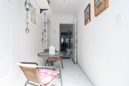 Casa à venda com 145m², 3 quartos e 3 vagas Casa à venda com 145m², 3 quartos e 3 vagasÁrea externa