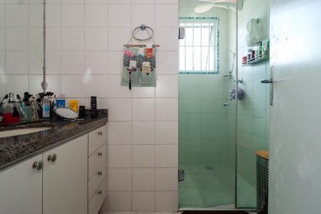 Casa à venda com 145m², 3 quartos e 3 vagas Casa à venda com 145m², 3 quartos e 3 vagasBanheiro da Suíte