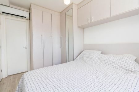 Apartamento à venda com 64m², 2 quartos e 2 vagasQuarto 2 - suíte