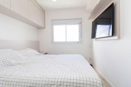 Apartamento à venda com 64m², 2 quartos e 2 vagasQuarto 2 - suíte