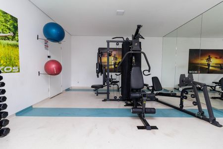 Apartamento à venda com 64m², 2 quartos e 2 vagasÁrea comum - Academia
