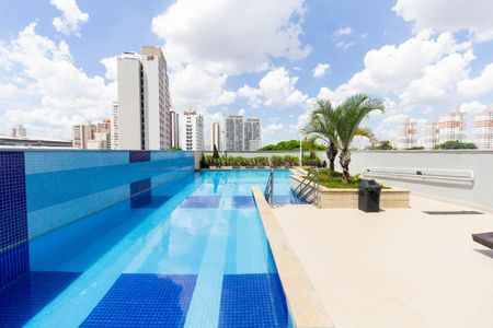 Apartamento à venda com 64m², 2 quartos e 2 vagasÁrea comum - Piscina
