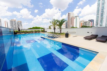 Apartamento à venda com 64m², 2 quartos e 2 vagasÁrea comum - Piscina