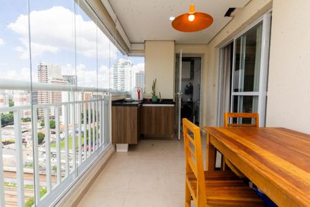 Apartamento à venda com 64m², 2 quartos e 2 vagasVaranda