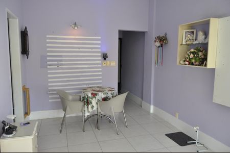 Apartamento à venda com 60m², 2 quartos e 1 vagaSala