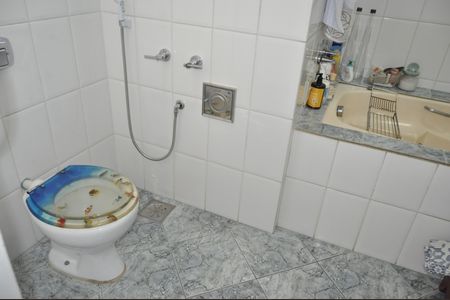 Apartamento à venda com 60m², 2 quartos e 1 vagaBanheiro