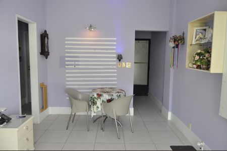 Apartamento à venda com 60m², 2 quartos e 1 vagaSala