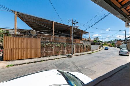 Casa para alugar com 100m², 2 quartos e sem vagaÁrea Externa