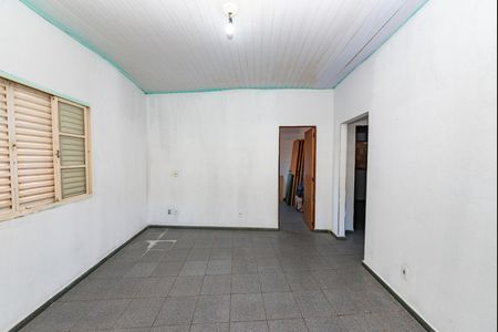 Casa para alugar com 100m², 2 quartos e sem vagaSala