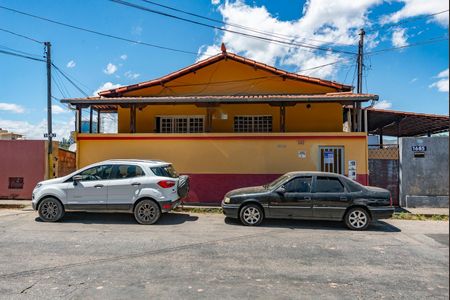 Casa para alugar com 100m², 2 quartos e sem vagaFachada e placa