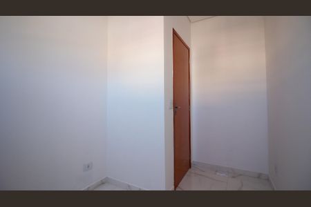 Apartamento para alugar com 28m², 2 quartos e sem vaga Apartamento para alugar com 28m², 2 quartos e sem vagaQuarto 2