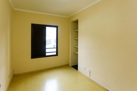 Apartamento à venda com 76m², 3 quartos e 1 vagaQuarto 2