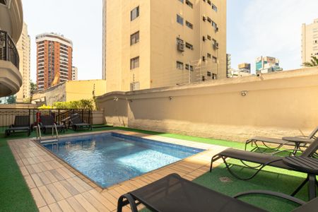 Apartamento à venda com 60m², 1 quarto e 1 vaga Apartamento à venda com 60m², 1 quarto e 1 vagaÁrea comum - Piscina