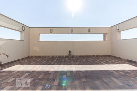 Apartamento para alugar com 37m², 1 quarto e 1 vagaCondomínio - Salão de Festas e Churrasqueira 