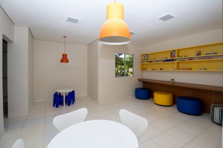 Apartamento para alugar com 70m², 3 quartos e 1 vaga Apartamento para alugar com 70m², 3 quartos e 1 vagaÁrea comum - Brinquedoteca