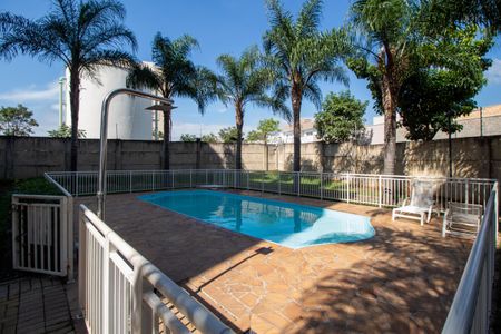 Apartamento para alugar com 70m², 3 quartos e 1 vaga Apartamento para alugar com 70m², 3 quartos e 1 vagaÁrea comum - Piscina