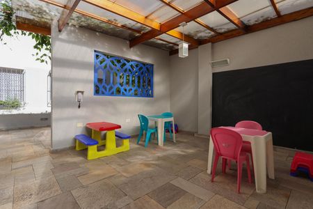 Apartamento para alugar com 58m², 2 quartos e 1 vaga Apartamento para alugar com 58m², 2 quartos e 1 vagaÁrea comum - Brinquedoteca