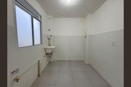 Apartamento à venda com 45m², 2 quartos e 2 vagas Apartamento à venda com 45m², 2 quartos e 2 vagasCozinha e Área de Serviço