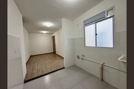 Apartamento à venda com 45m², 2 quartos e 2 vagas Apartamento à venda com 45m², 2 quartos e 2 vagasCozinha e Área de Serviço