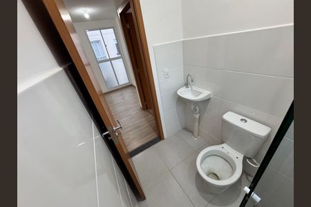 Apartamento à venda com 45m², 2 quartos e 2 vagas Apartamento à venda com 45m², 2 quartos e 2 vagasBanheiro