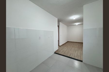 Apartamento à venda com 45m², 2 quartos e 2 vagas Apartamento à venda com 45m², 2 quartos e 2 vagasCozinha e Área de Serviço