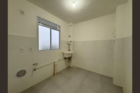Apartamento à venda com 45m², 2 quartos e 2 vagas Apartamento à venda com 45m², 2 quartos e 2 vagasCozinha e Área de Serviço