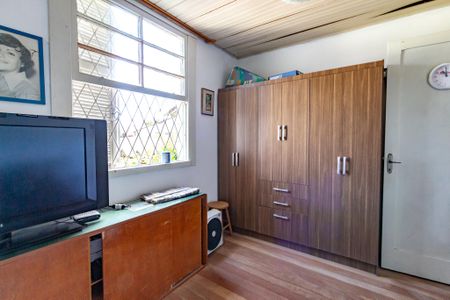 Casa à venda com 150m², 3 quartos e 2 vagasQuarto 3