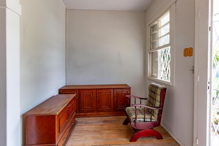 Casa à venda com 150m², 3 quartos e 2 vagasHall social