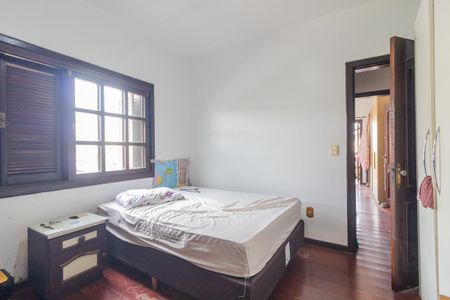 Casa à venda com 700m², 2 quartos e 10 vagas Casa à venda com 700m², 2 quartos e 10 vagasQuarto 3