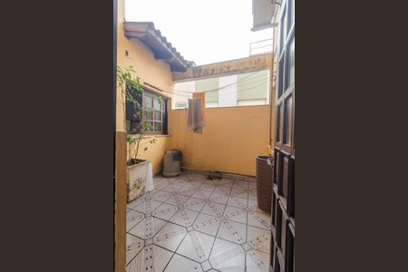 Casa à venda com 700m², 2 quartos e 10 vagas Casa à venda com 700m², 2 quartos e 10 vagasÁrea de Serviço