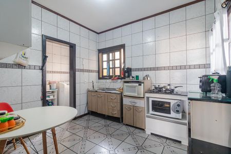 Casa à venda com 700m², 2 quartos e 10 vagas Casa à venda com 700m², 2 quartos e 10 vagasCozinha