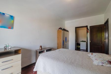 Casa à venda com 700m², 2 quartos e 10 vagas Casa à venda com 700m², 2 quartos e 10 vagasQuarto 1