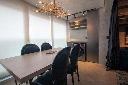 Apartamento à venda com 42m², 1 quarto e 1 vaga Apartamento à venda com 42m², 1 quarto e 1 vagaSala de Jantar