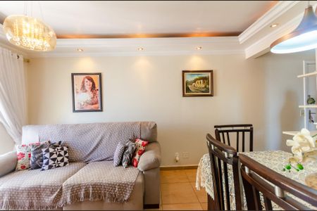 Apartamento para alugar com 62m², 2 quartos e 1 vagaSala