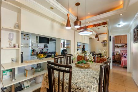 Apartamento para alugar com 62m², 2 quartos e 1 vagaSala