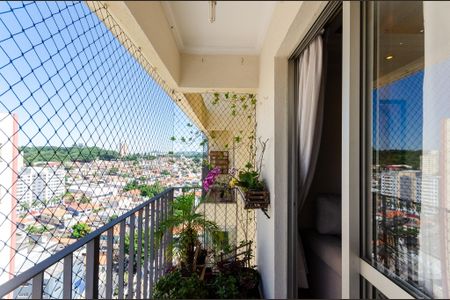 Apartamento para alugar com 62m², 2 quartos e 1 vagaVaranda