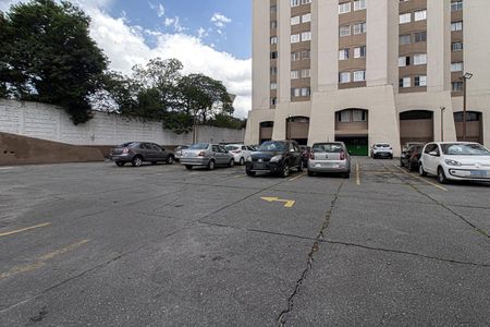 Apartamento para alugar com 64m², 2 quartos e 1 vaga Apartamento para alugar com 64m², 2 quartos e 1 vagaGaragem