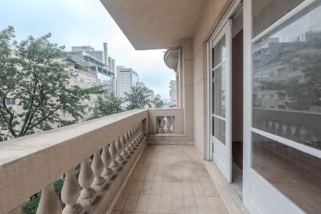 Apartamento para alugar com 350m², 6 quartos e 4 vagasSacada