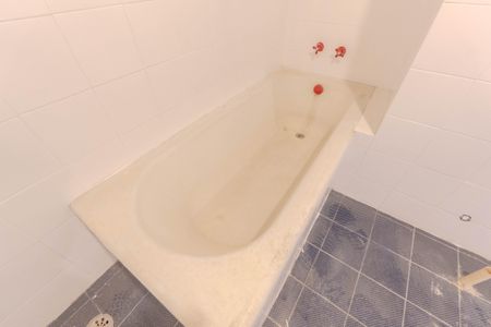 Apartamento para alugar com 350m², 6 quartos e 4 vagasBanheiro 1