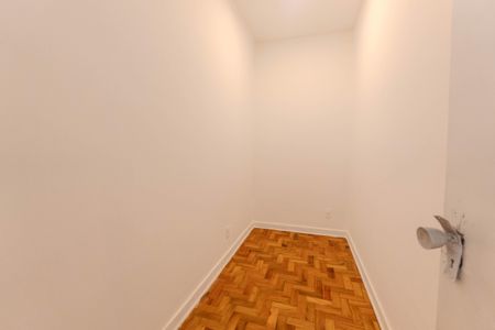 Apartamento para alugar com 350m², 6 quartos e 4 vagasQuarto de Serviço 2