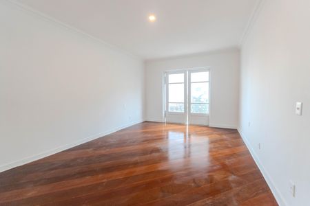 Apartamento para alugar com 350m², 6 quartos e 4 vagasSala