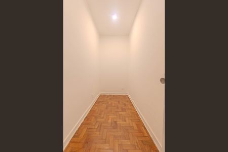 Apartamento para alugar com 350m², 6 quartos e 4 vagasQuarto de Serviço 2