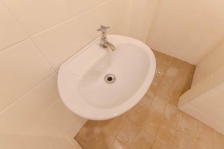 Apartamento para alugar com 350m², 6 quartos e 4 vagasBanheiro de serviço