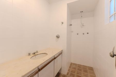 Apartamento para alugar com 350m², 6 quartos e 4 vagasBanheiro 2